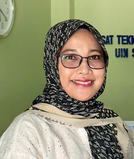 Dr. Titin Agustin Nengsih, S.Si., M.Si
